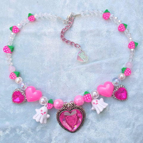 Creepy Candy Necklace ~ Strawberry Spook-cake