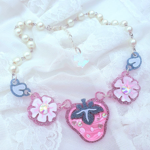 Strawberry Rose Necklace ~ Pink Glitter